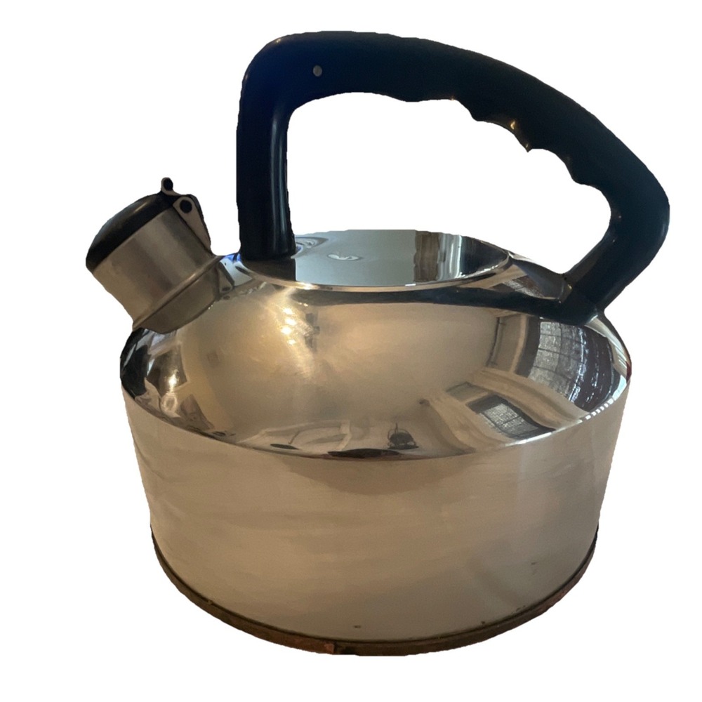 West Bend 8351 Stainless Steel Copper Bottom Singing Tea Kettle 2.5 Quart VTG